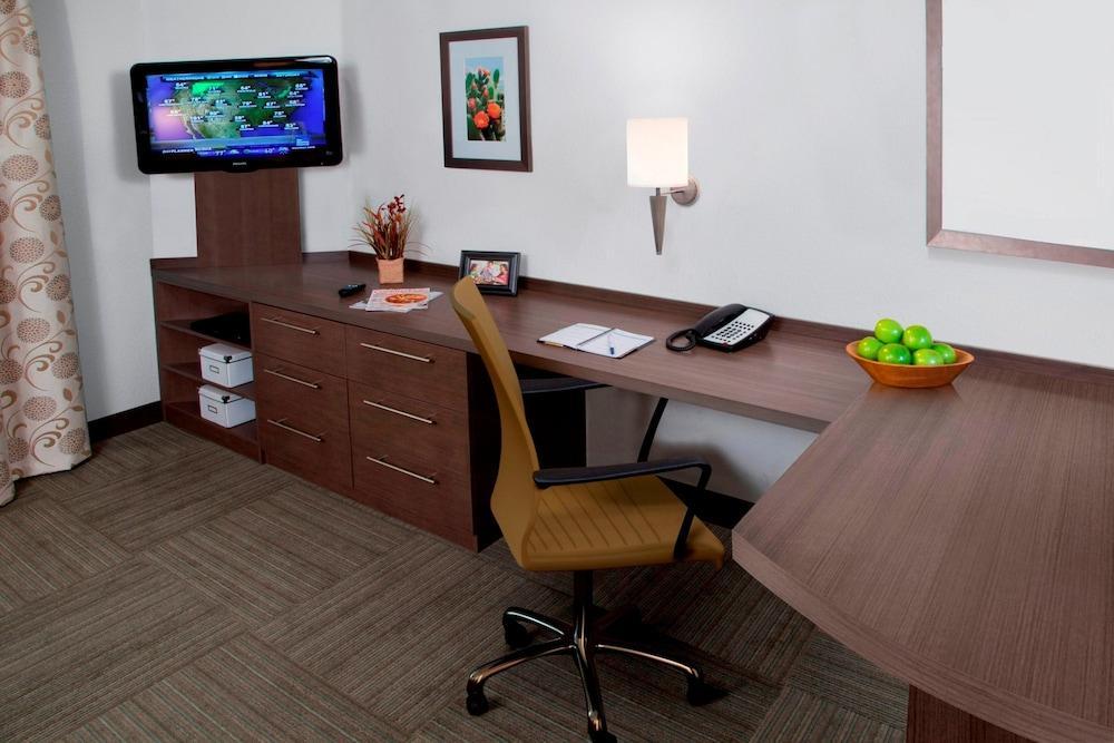 Candlewood Suites Bay City By Ihg Zewnętrze zdjęcie