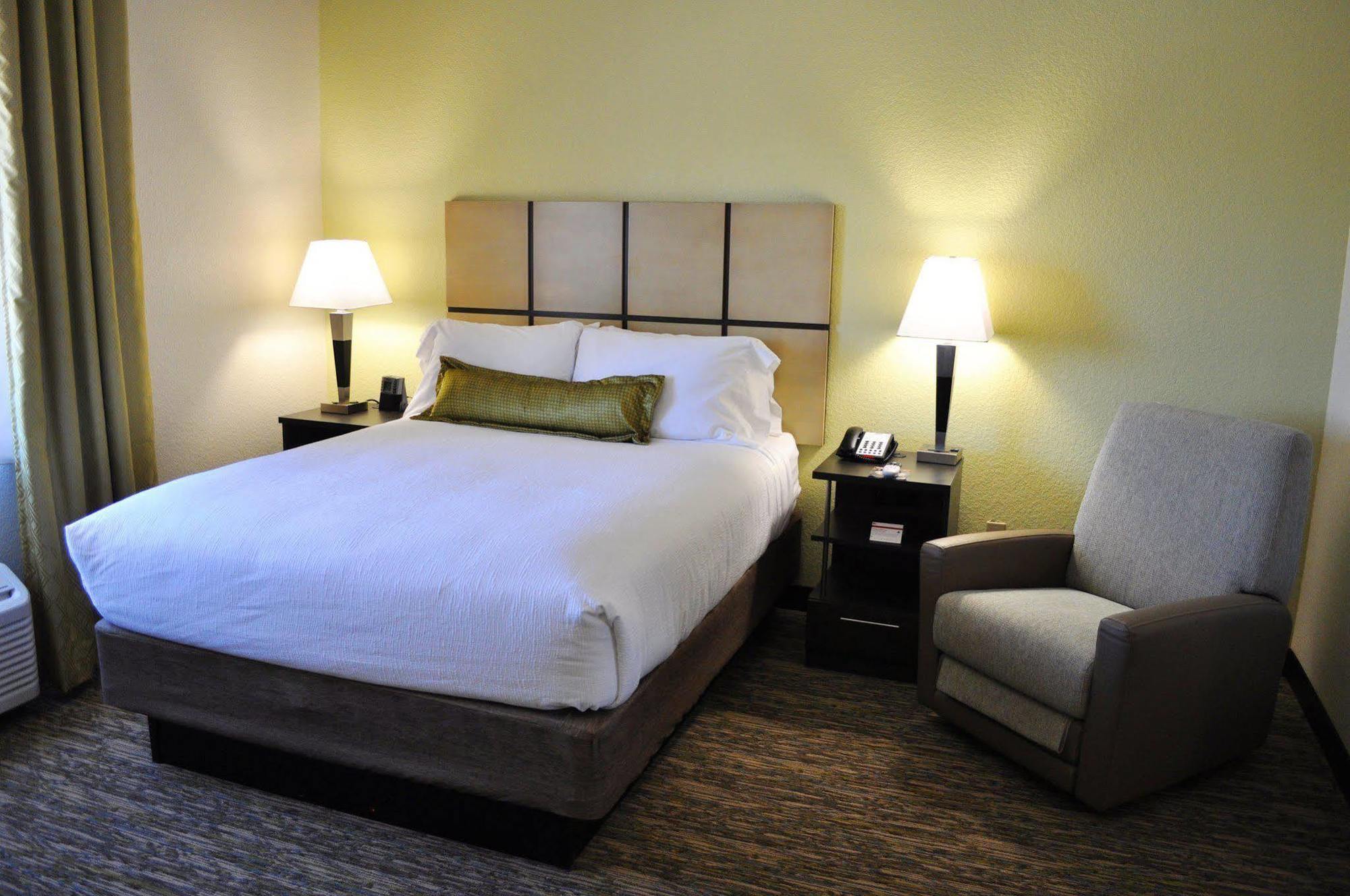 Candlewood Suites Bay City By Ihg Zewnętrze zdjęcie
